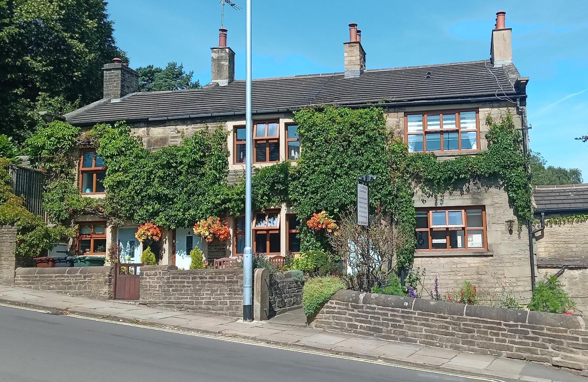Rosebud Cottage Guest House Haworth Exterior photo